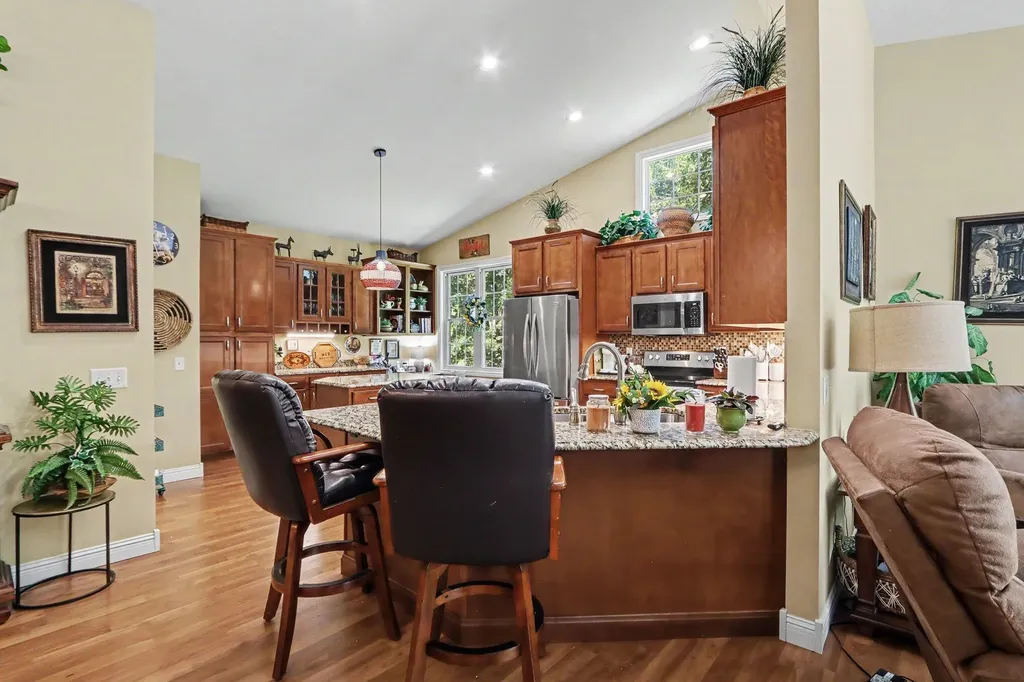 2181 Hunters Run Comstock Charter Township MI 49048