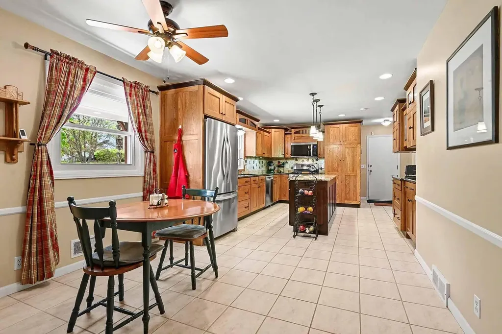 2023 Aberdeen Drive Kalamazoo City MI 49008
