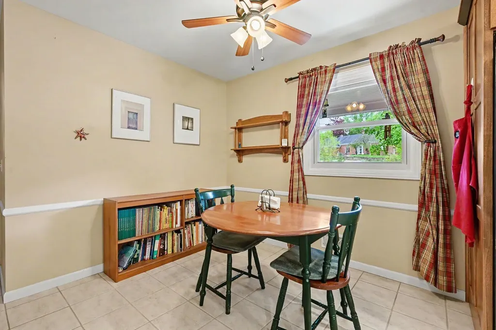 2023 Aberdeen Drive Kalamazoo City MI 49008