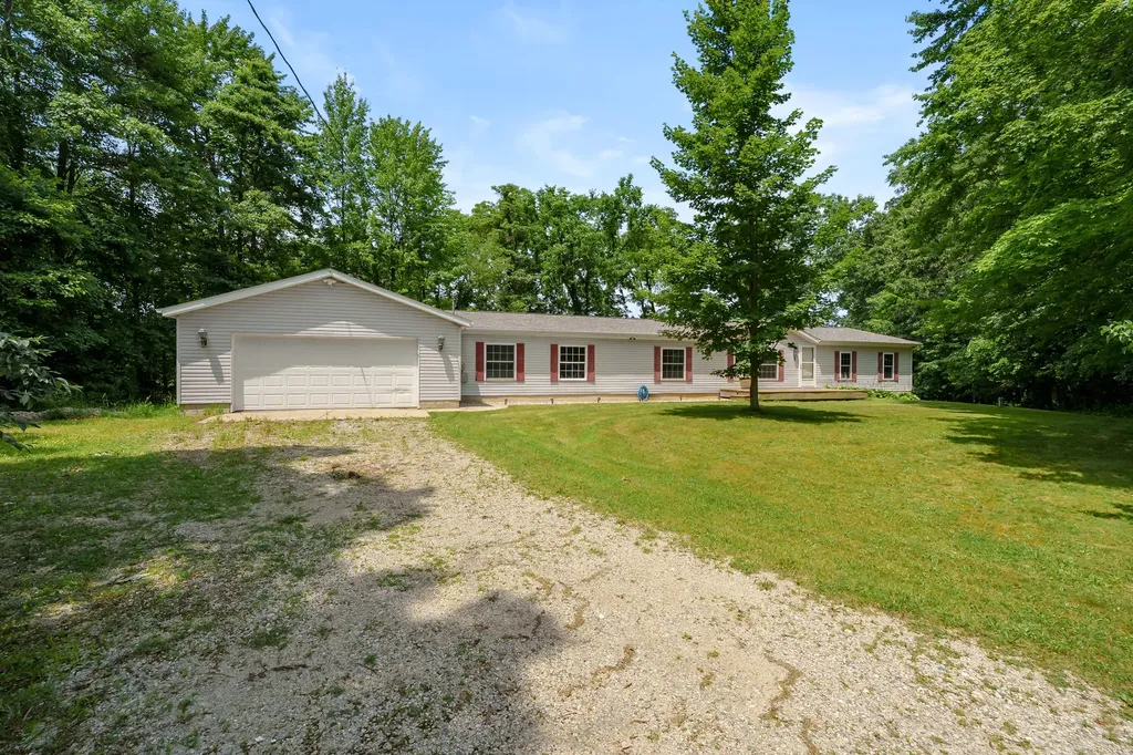 38988 Paw Paw Road Paw Paw Township MI 49079