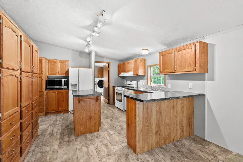 38988 Paw Paw Road Paw Paw Township MI 49079