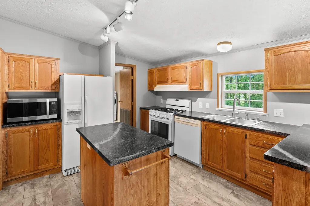 38988 Paw Paw Road Paw Paw Township MI 49079