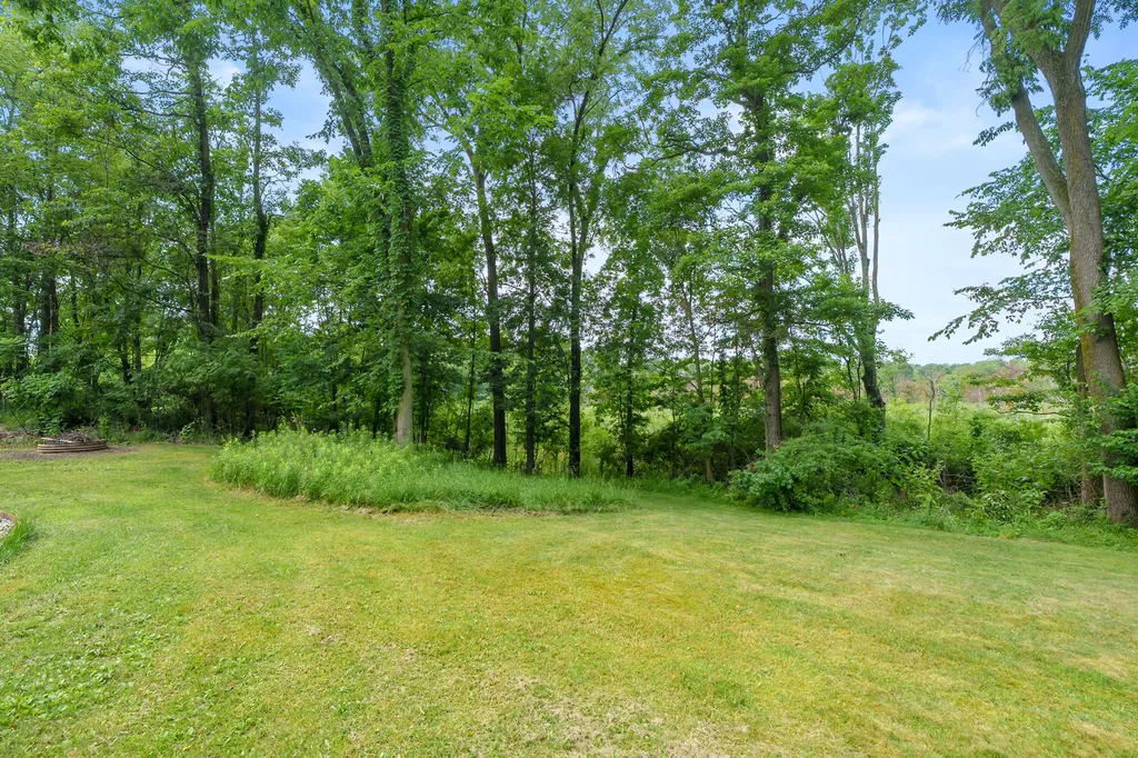 38988 Paw Paw Road Paw Paw Township MI 49079