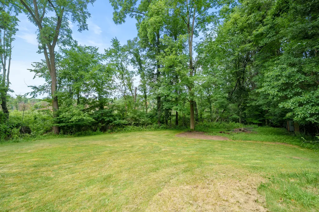 38988 Paw Paw Road Paw Paw Township MI 49079