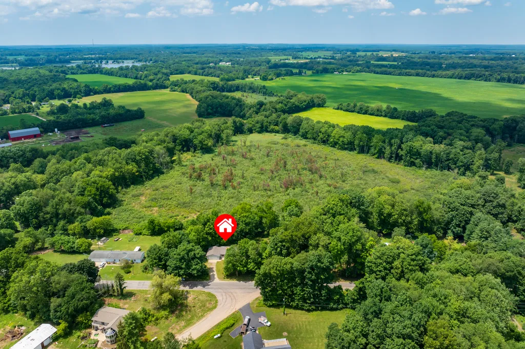 38988 Paw Paw Road Paw Paw Township MI 49079