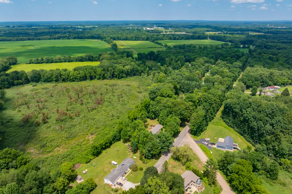 38988 Paw Paw Road Paw Paw Township MI 49079