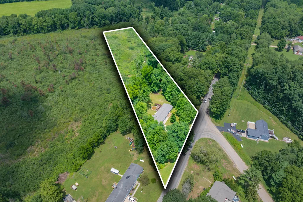38988 Paw Paw Road Paw Paw Township MI 49079