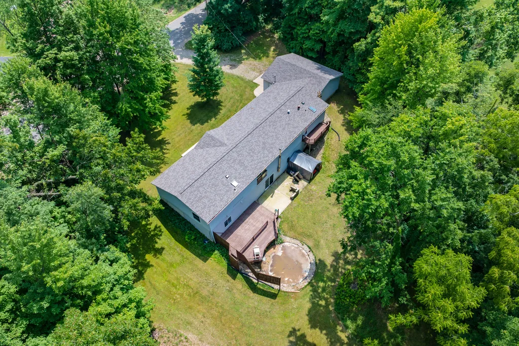 38988 Paw Paw Road Paw Paw Township MI 49079