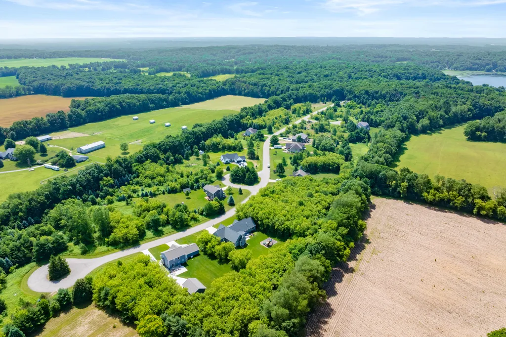 8817 Camomile Drive Ross Township MI 49012