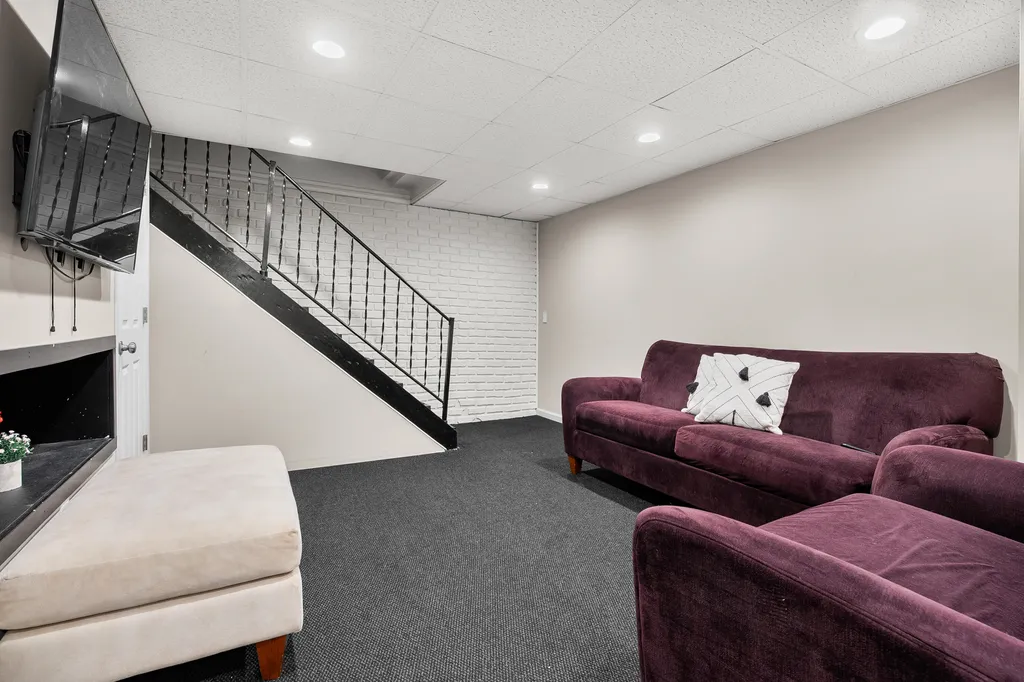 5648 Deerfield Street Portage City MI 49024