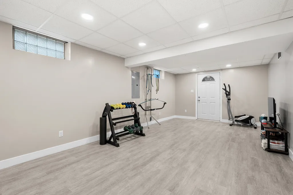 5648 Deerfield Street Portage City MI 49024