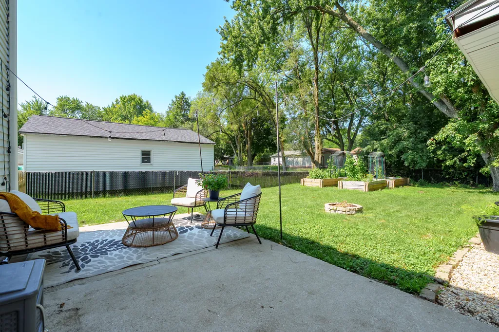 5648 Deerfield Street Portage City MI 49024