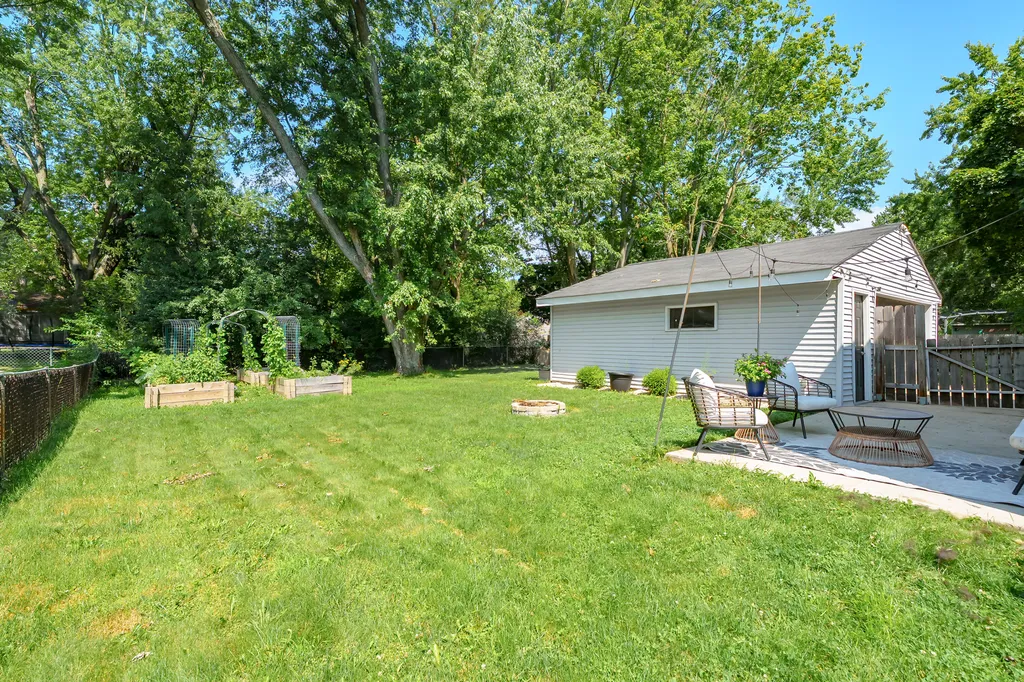 5648 Deerfield Street Portage City MI 49024