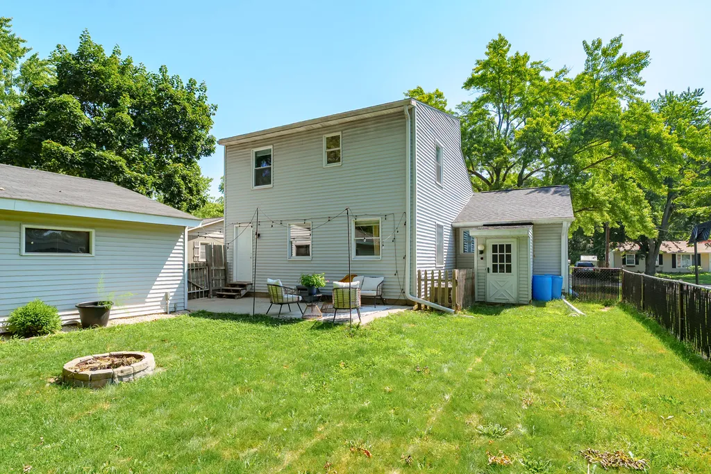 5648 Deerfield Street Portage City MI 49024