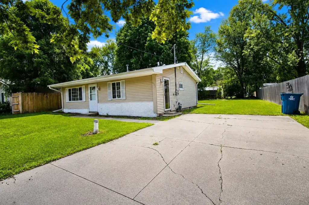 625 Wellington Avenue Bedford Charter Township MI 49037