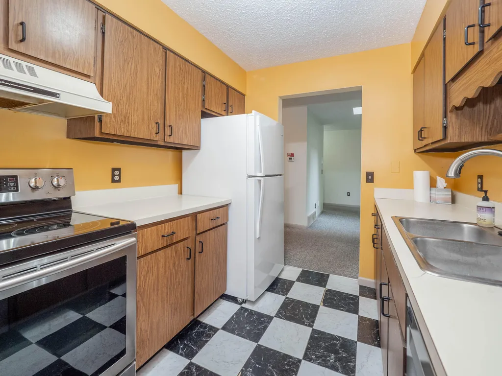 6109 Danford Creek Oshtemo Charter Township MI 49009