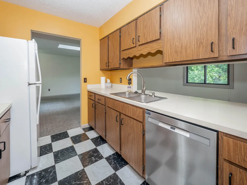 6109 Danford Creek Oshtemo Charter Township MI 49009