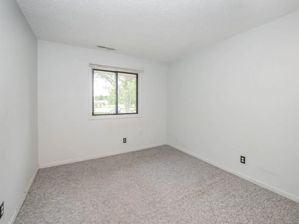 6109 Danford Creek Oshtemo Charter Township MI 49009