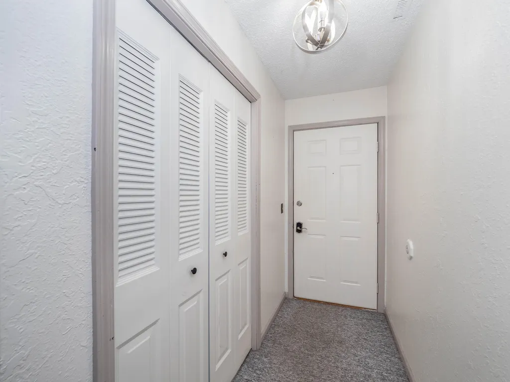 6109 Danford Creek Oshtemo Charter Township MI 49009