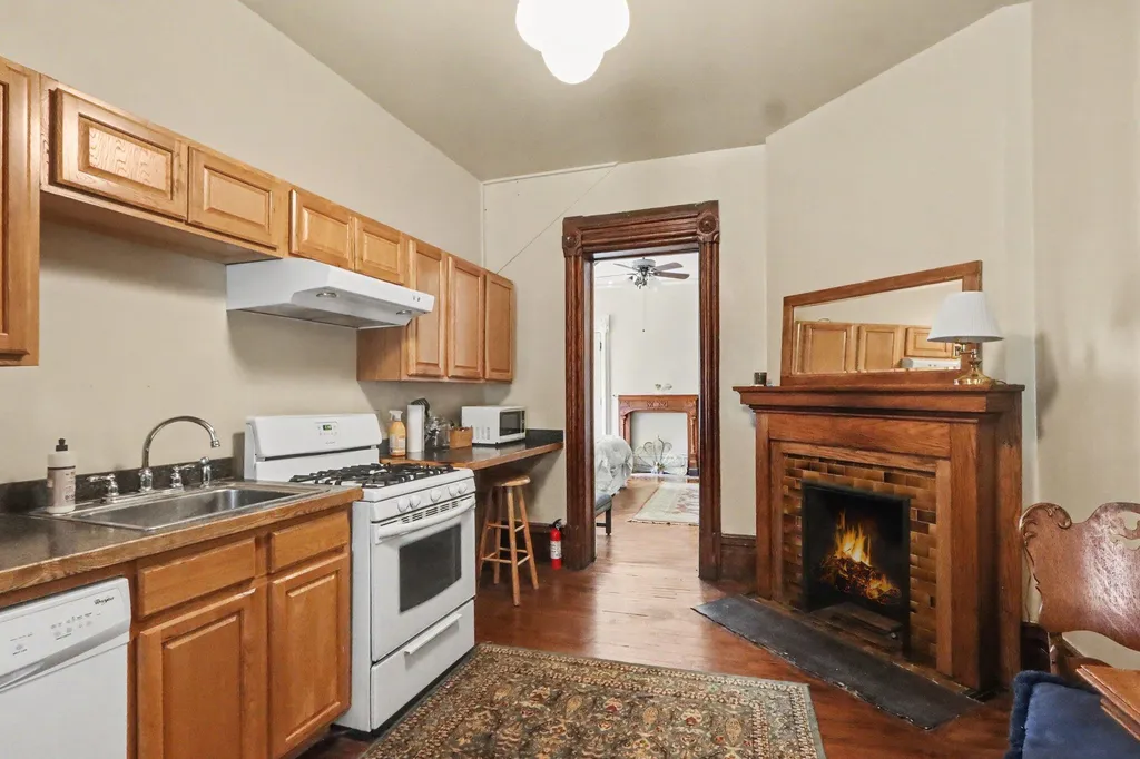 916 W Kalamazoo Avenue Kalamazoo City MI 49007