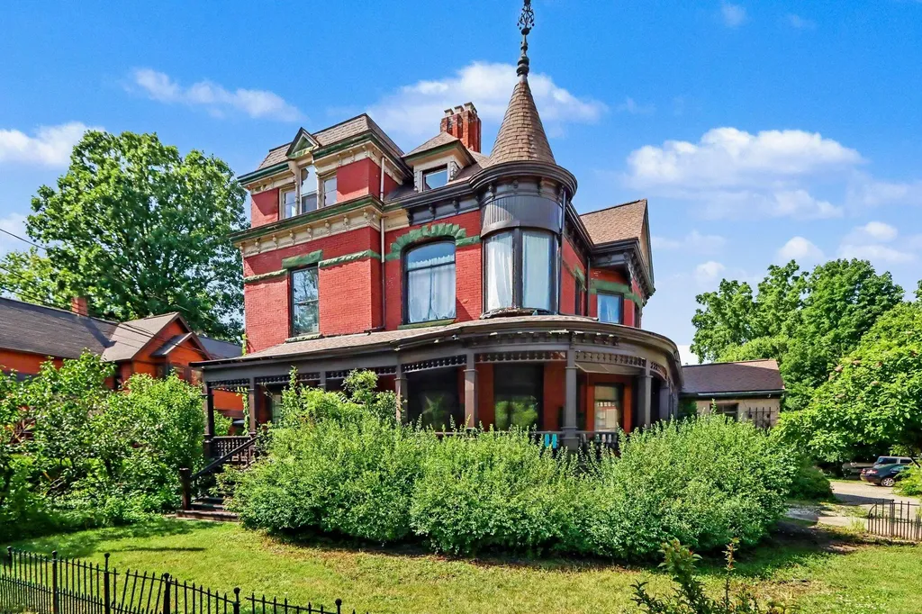 916 W Kalamazoo Avenue Kalamazoo City MI 49007