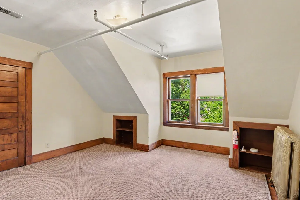 916 W Kalamazoo Avenue Kalamazoo City MI 49007