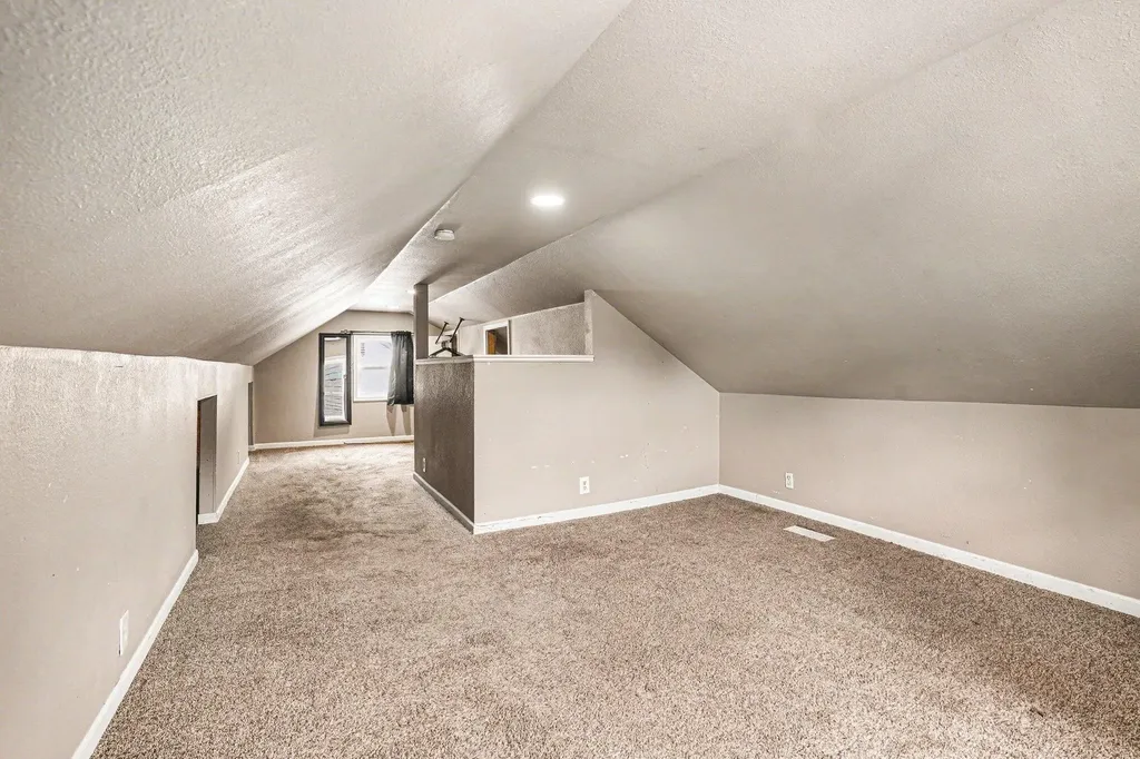 1016 Palmer Avenue Kalamazoo City MI 49001