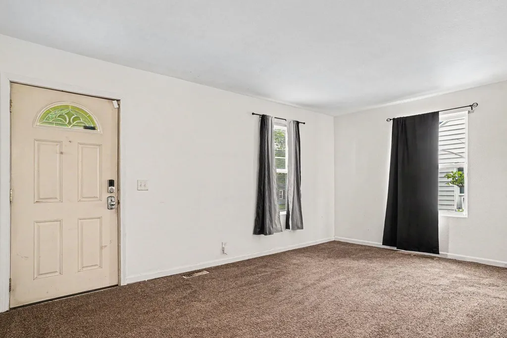 1016 Palmer Avenue Kalamazoo City MI 49001