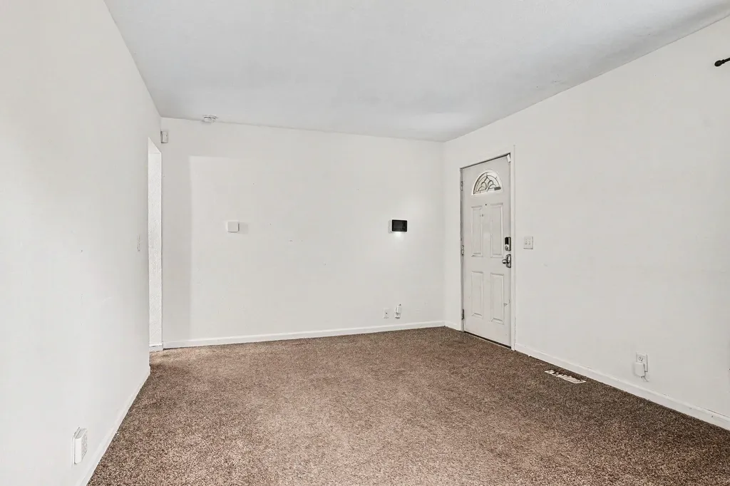 1016 Palmer Avenue Kalamazoo City MI 49001
