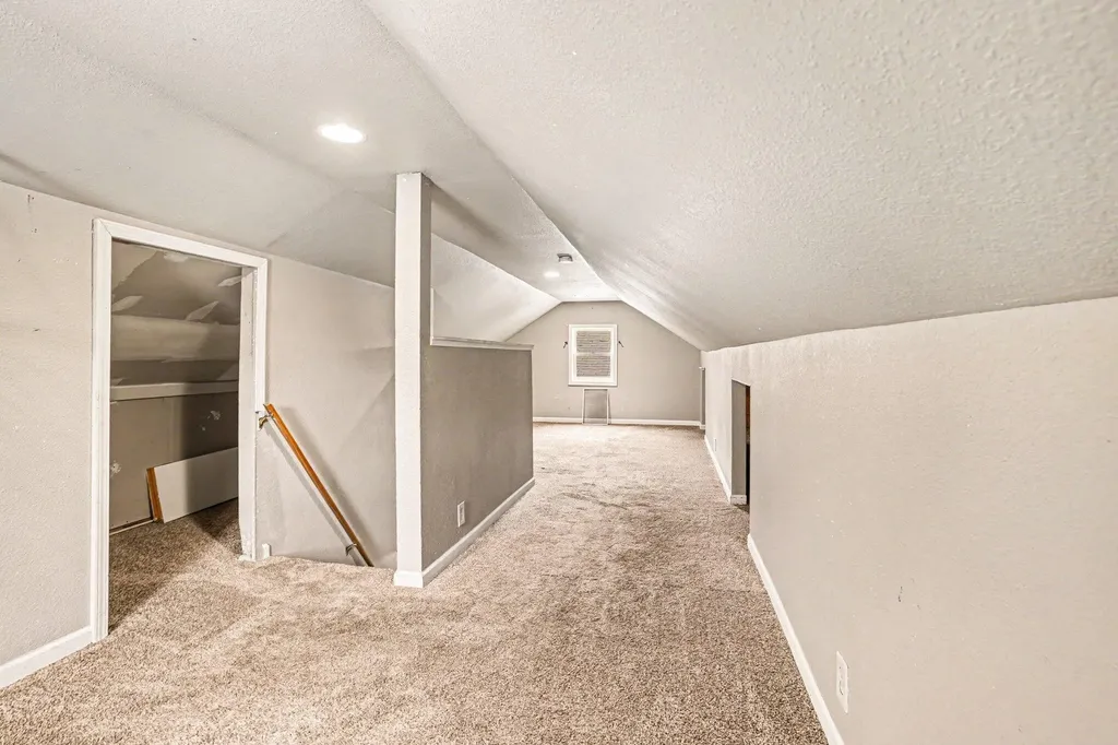 1016 Palmer Avenue Kalamazoo City MI 49001