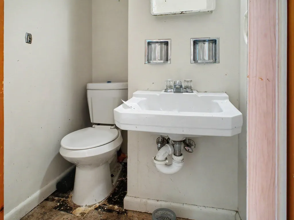 623 Clinton Street Flint City MI 48507