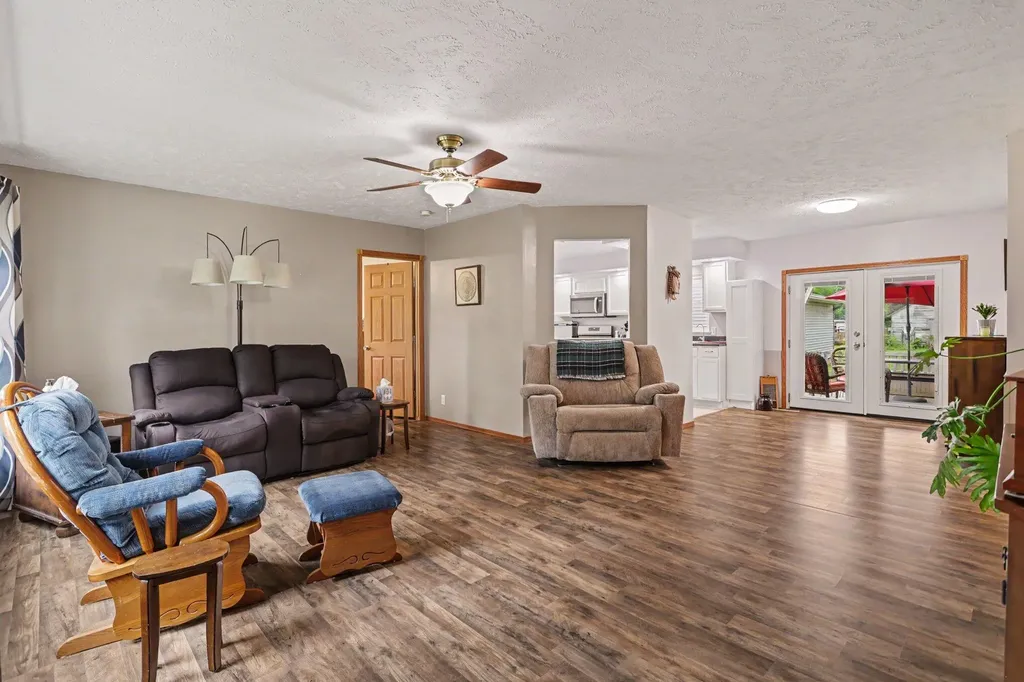 204 E Holcomb Street Athens Village MI 49011