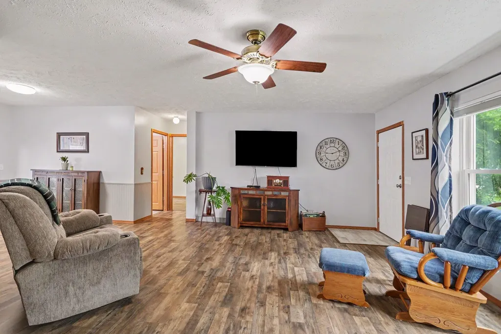 204 E Holcomb Street Athens Village MI 49011