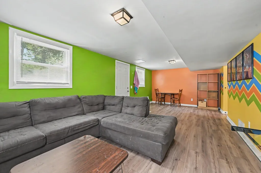 1912 Lauralwood Avenue Portage City MI 49002