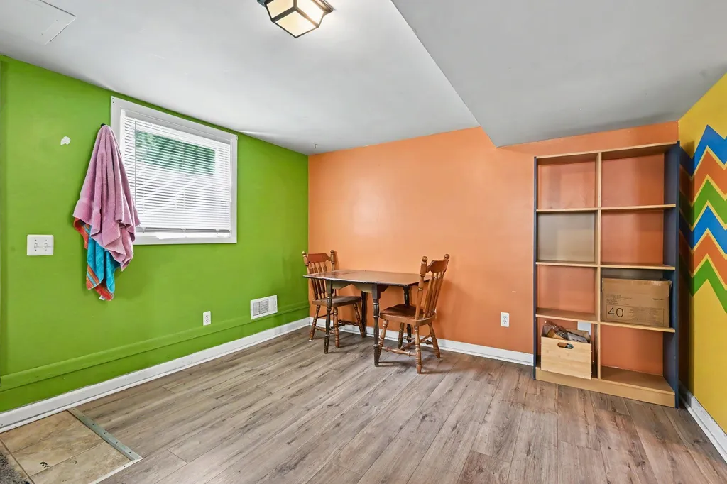 1912 Lauralwood Avenue Portage City MI 49002