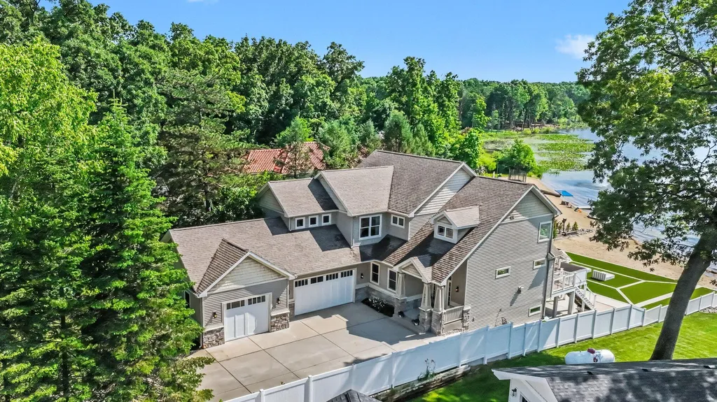 6825 S 3rd Street Texas Charter Township MI 49009