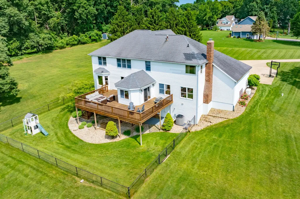 22873 Cherry Hill Court Antwerp Township MI 49071