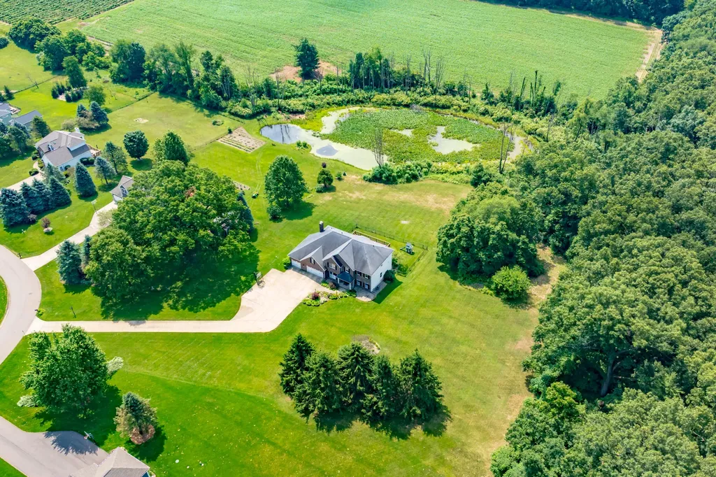 22873 Cherry Hill Court Antwerp Township MI 49071
