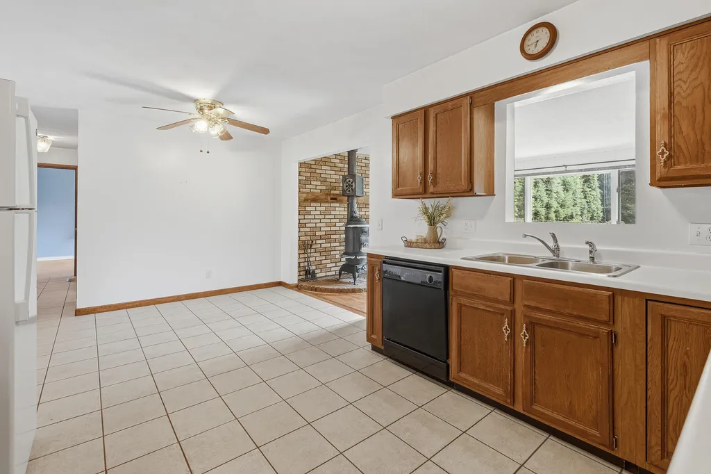 15769 S 29th Street Brady Township MI 49097