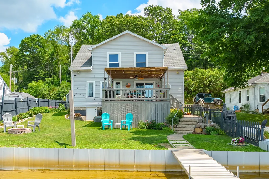7776 S Tulip Lane Hope Township MI 49046