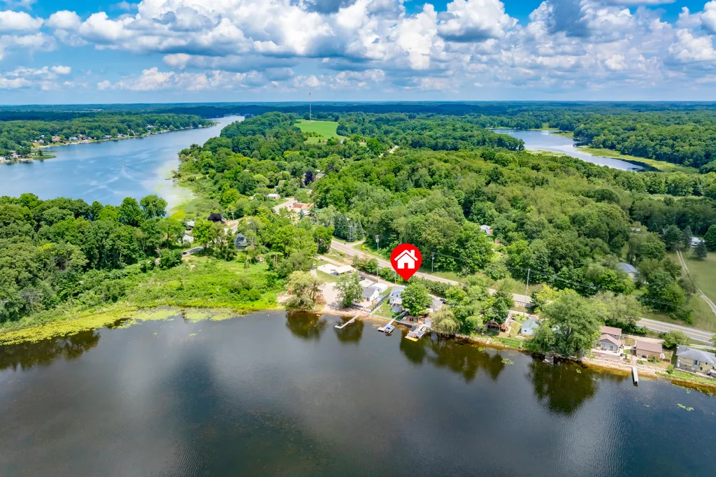 7776 S Tulip Lane Hope Township MI 49046