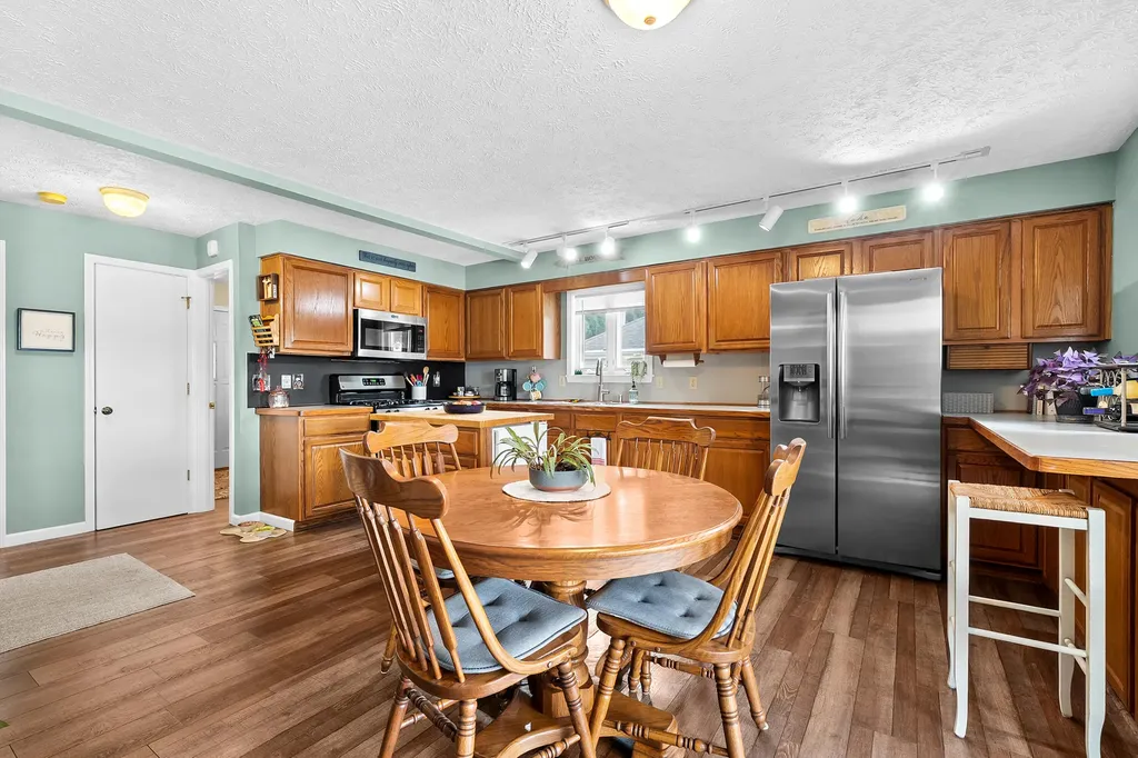 7776 S Tulip Lane Hope Township MI 49046