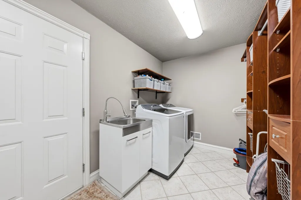 8777 Maricopa Trail Texas Charter Township MI 49009