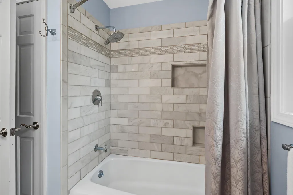 6901 Hickory Point Drive W Portage City MI 49024