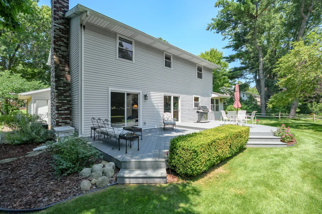 6901 Hickory Point Drive W Portage City MI 49024