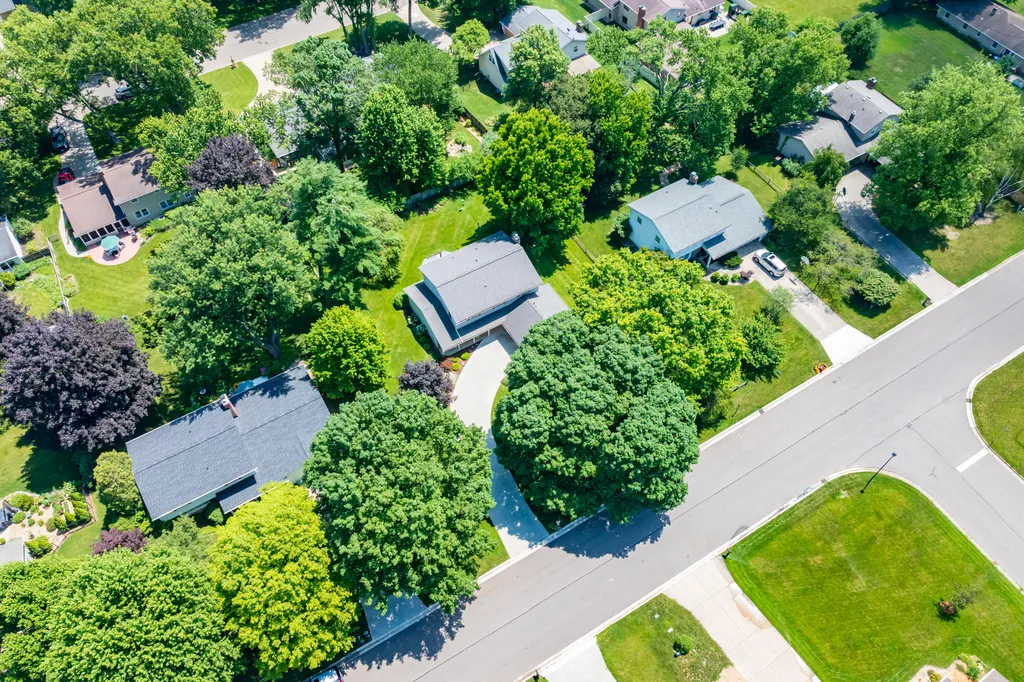 6901 Hickory Point Drive W Portage City MI 49024