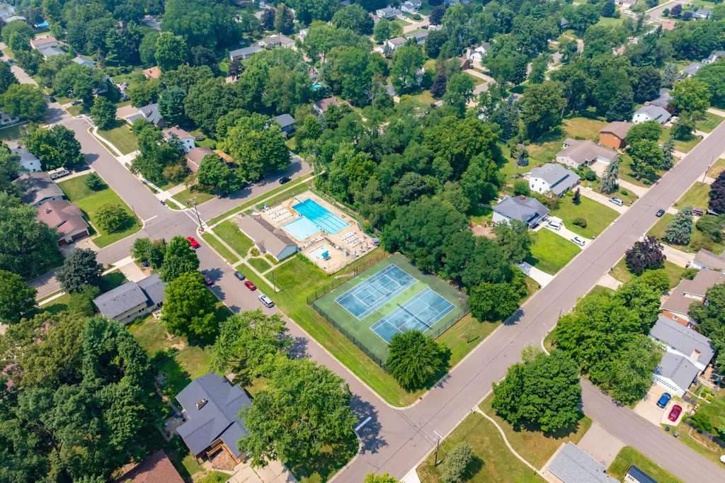6901 Hickory Point Drive W Portage City MI 49024