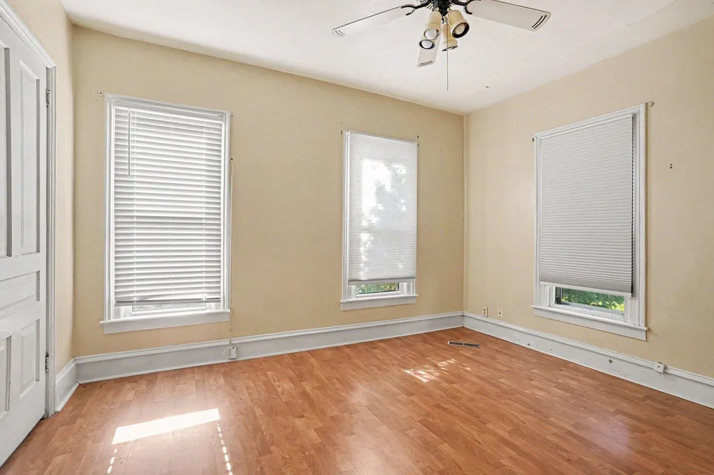 34 Poplar Street Battle Creek City MI 49017