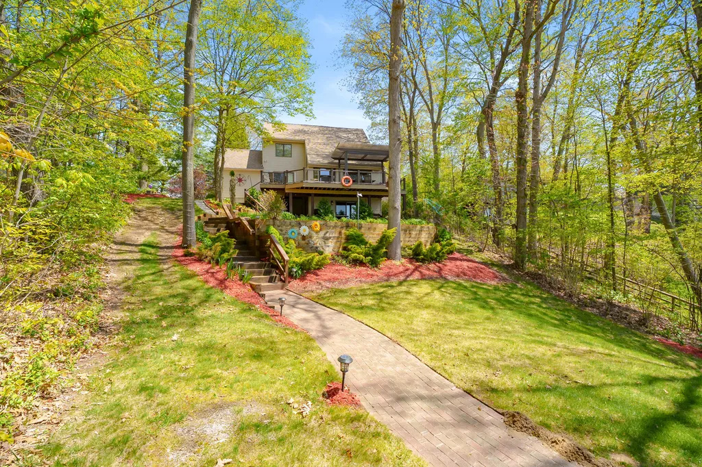 11003 South Drive Prairieville Township MI 49080