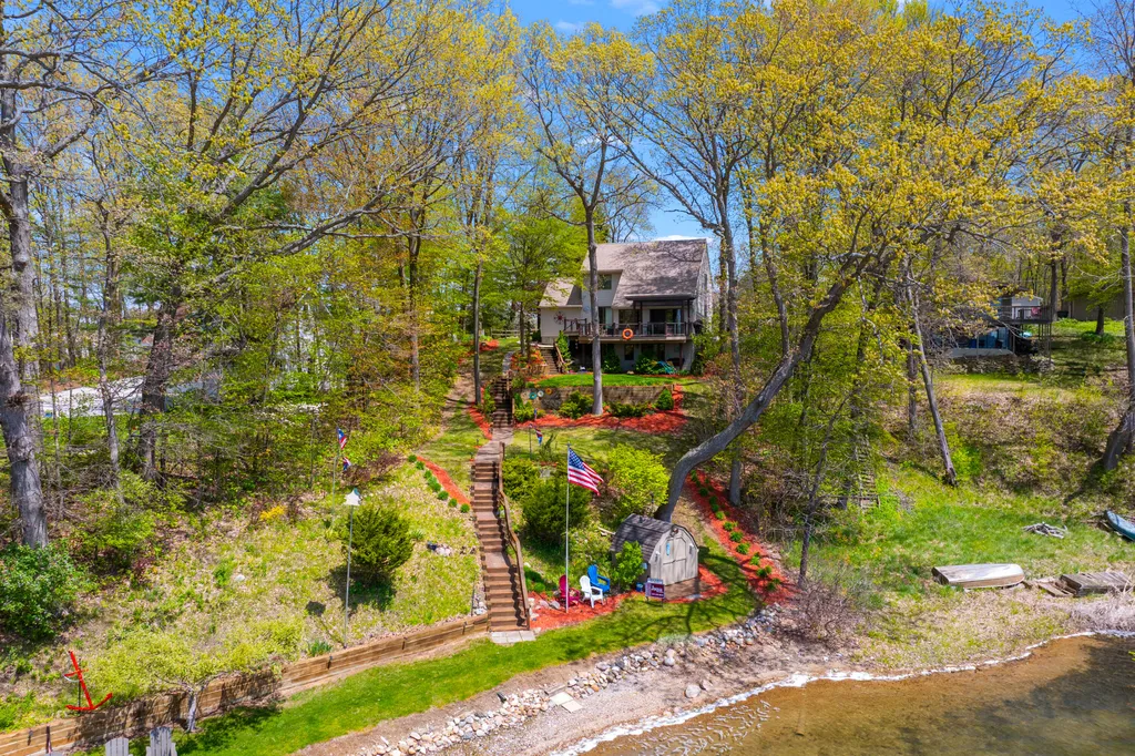 11003 South Drive Prairieville Township MI 49080